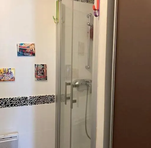 Appartamento Loft Au Coeur De Nîmes